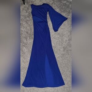 Elegant Blue Evening Gown